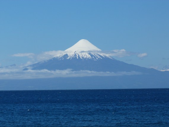 We took a trip to Frutillar with Jim and Kari (and fam).